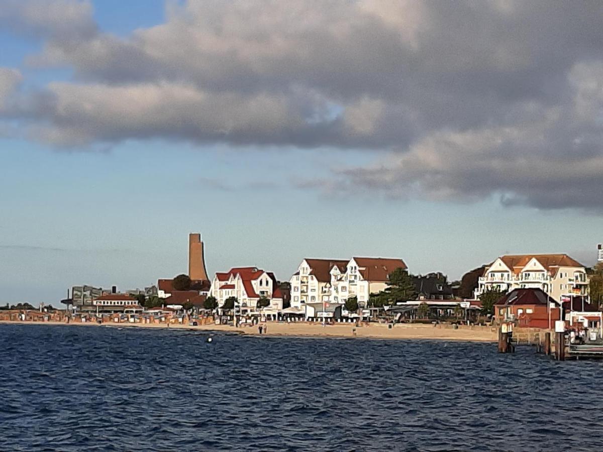 Penthouse Ferienwohnung Auszeit, Gerne Mit Hund, Wlan Inkl. Laboe Dış mekan fotoğraf